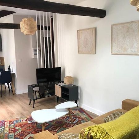Appartement En Coeur De Ville Angers Bagian luar foto