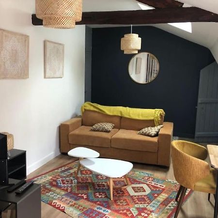 Appartement En Coeur De Ville Angers Bagian luar foto